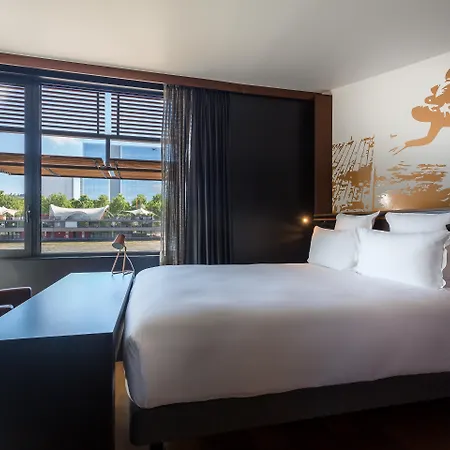 Hotel Off Seine 4*