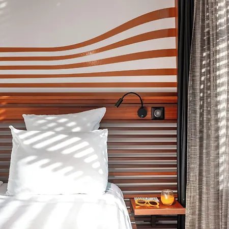 Off Seine 4* Parigi